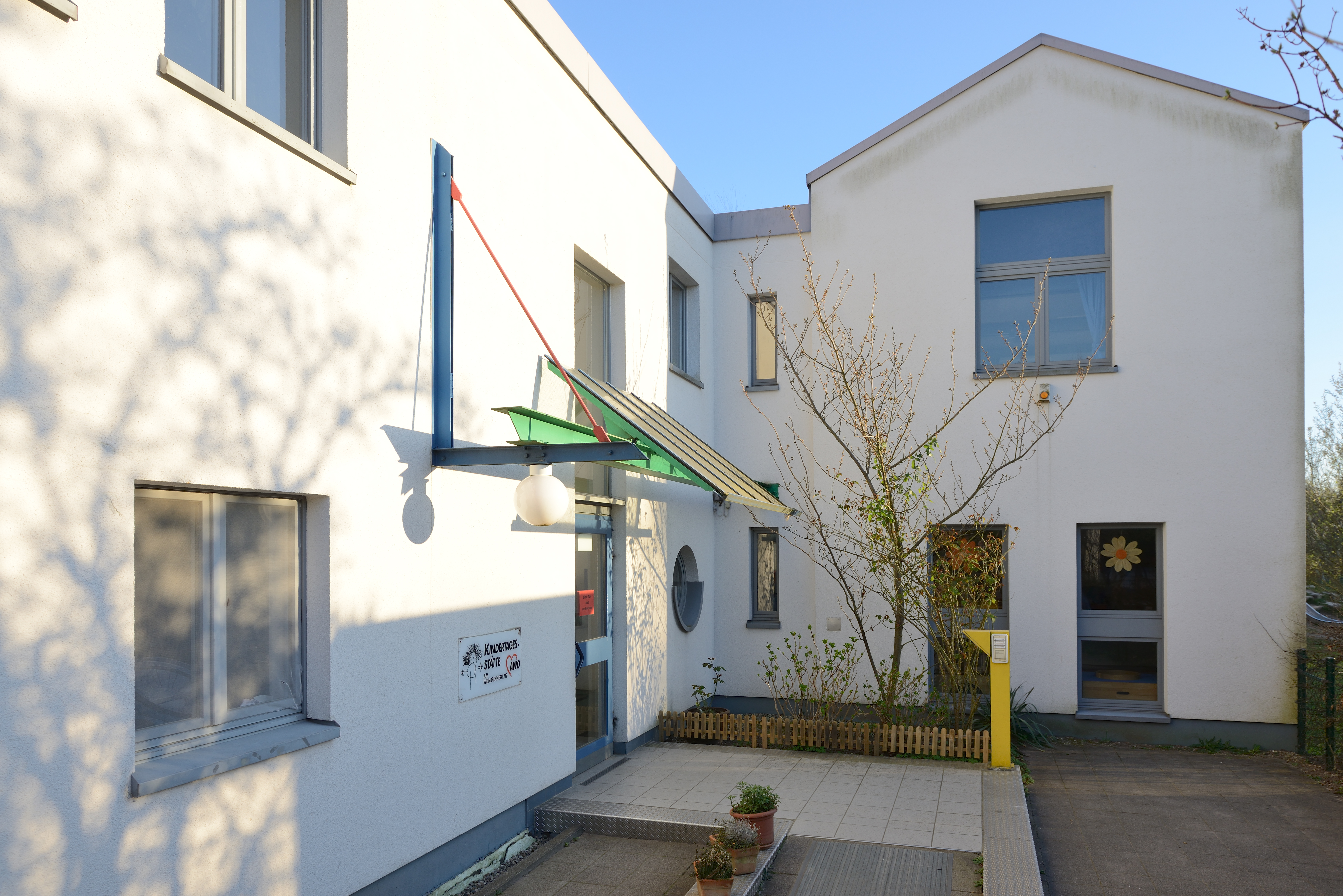 Day Care Centre "Kita am Weinbrennerplatz" Day Care Centre "Kita am Weinbrennerplatz"