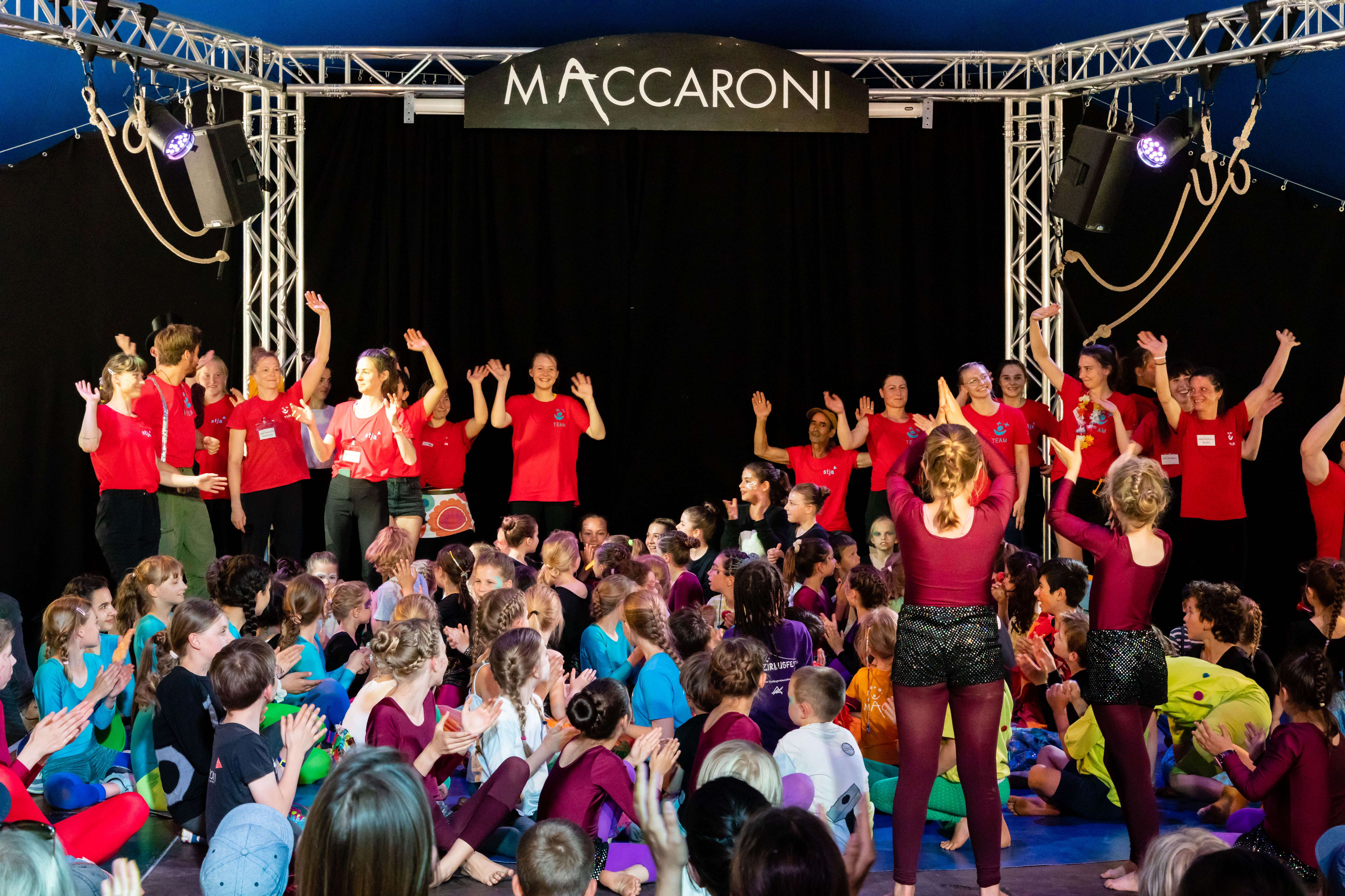 Kinderzirkus Kinderzirkus